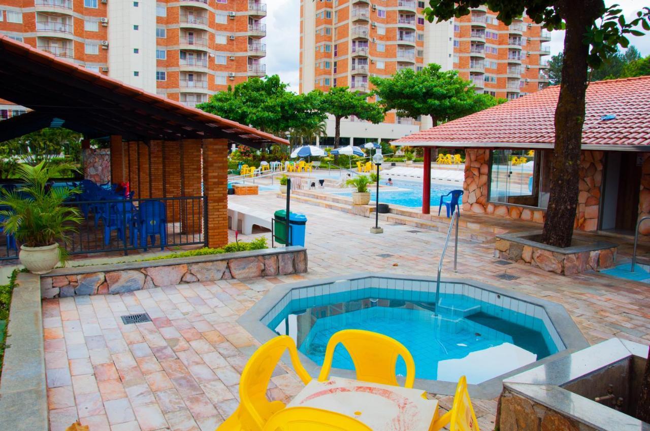 Apartamento Imperio E Piscina 24h